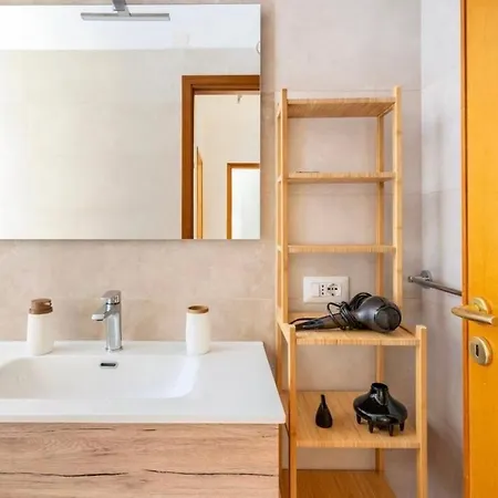 Luluhouse Apartmán *